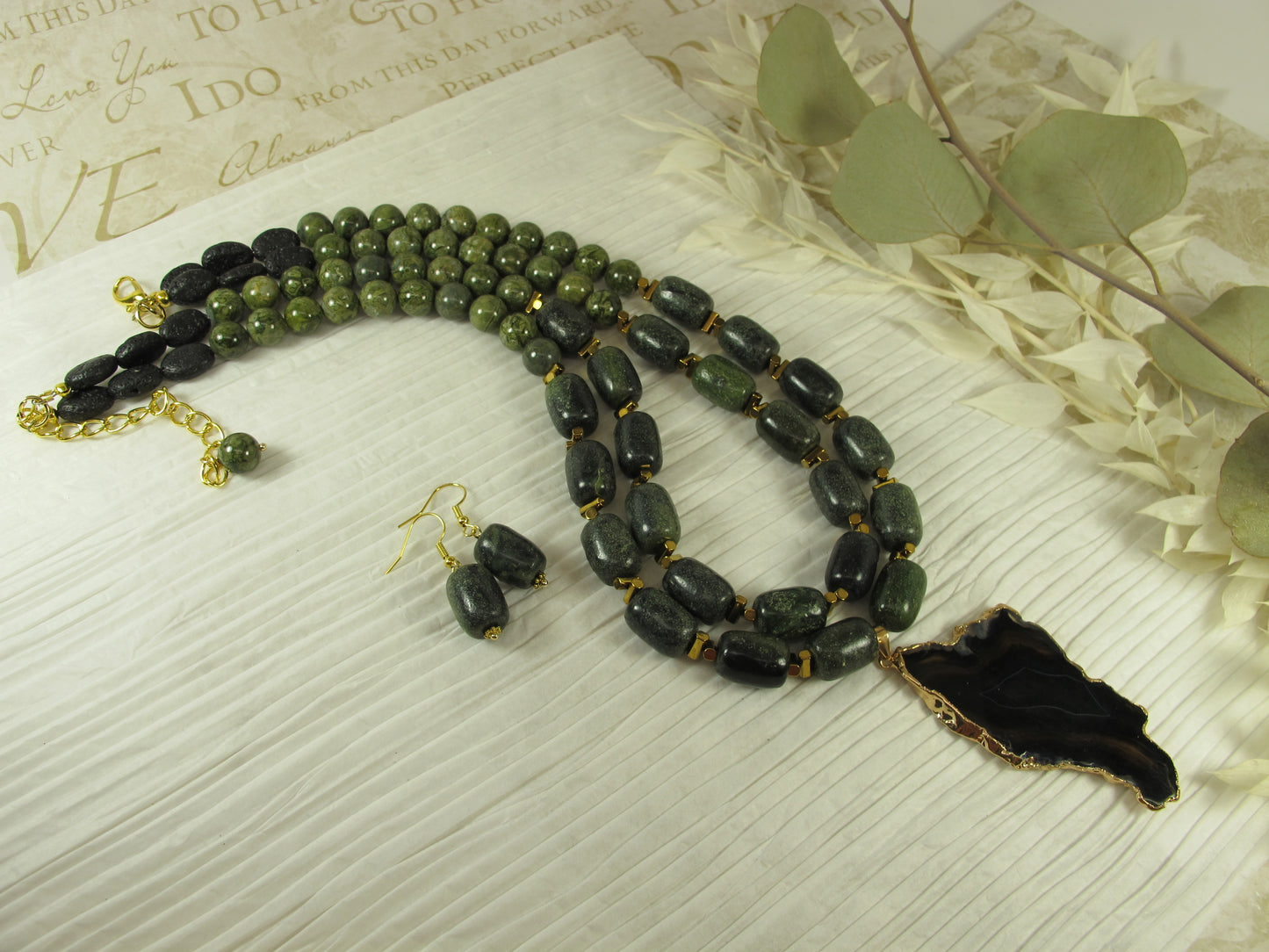 Chunky Green Agate Necklace, Green Necklace, Green Beaded Necklace, Multi Strand Green Statement Necklace, Turquoise Jewelry Necklace