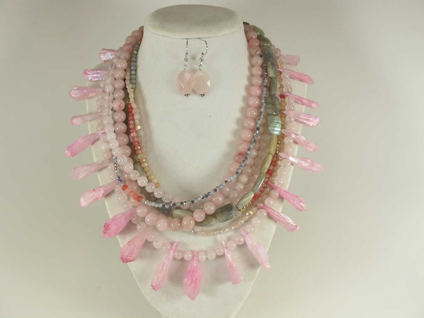 Chunky pale pink quartz gemstone necklace, statement rose quartz pearl necklace, light pink, rose quartz stone necklace, multistrand pin