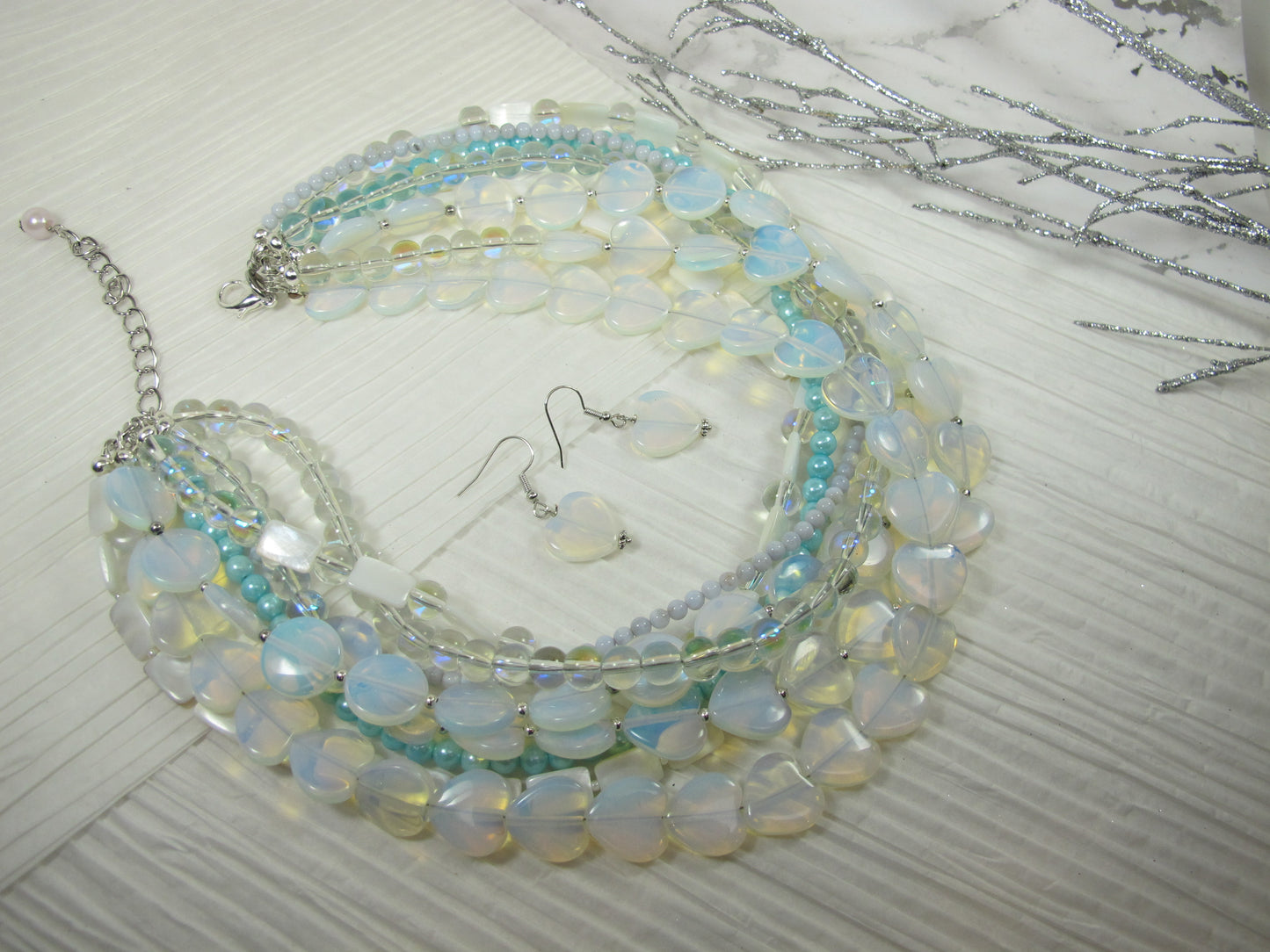 Chunky white opal blue and clear quartz necklace, white opal and blue necklace, statement aquamarine opal necklace, quartz Necklace, gemston