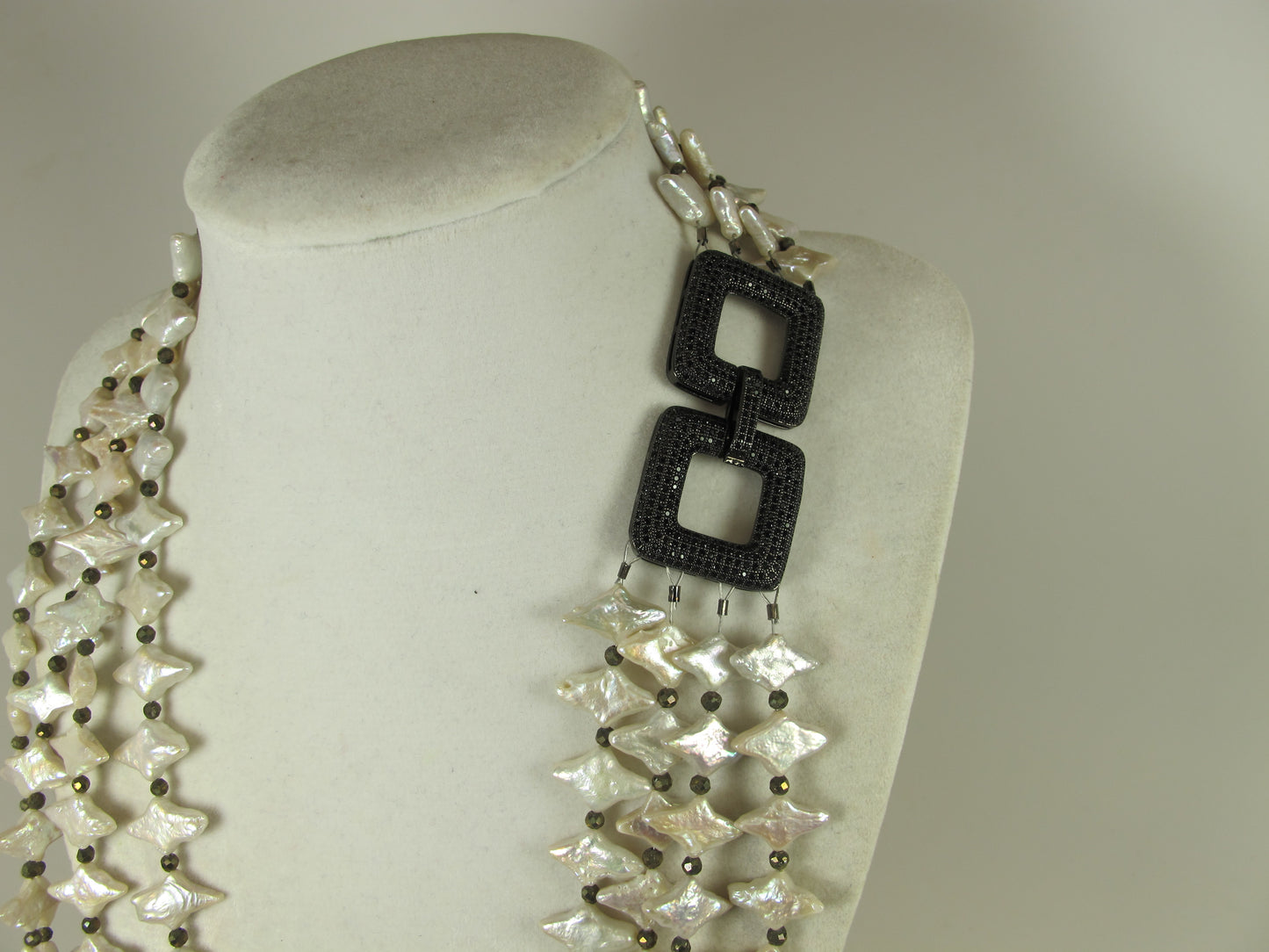 Super chunky white baroque pearl necklace, statement white pearl necklace, chunky black and white pearl jewelry, white and black necklace