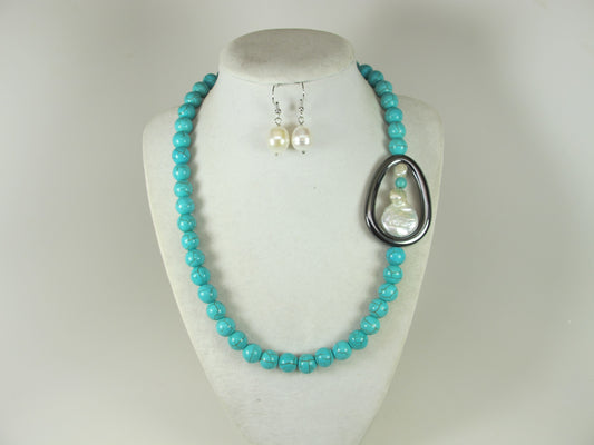Statement turquoise necklace, turquoise gemstone necklace, statement boho turquoise necklace, chunky turquoise necklace