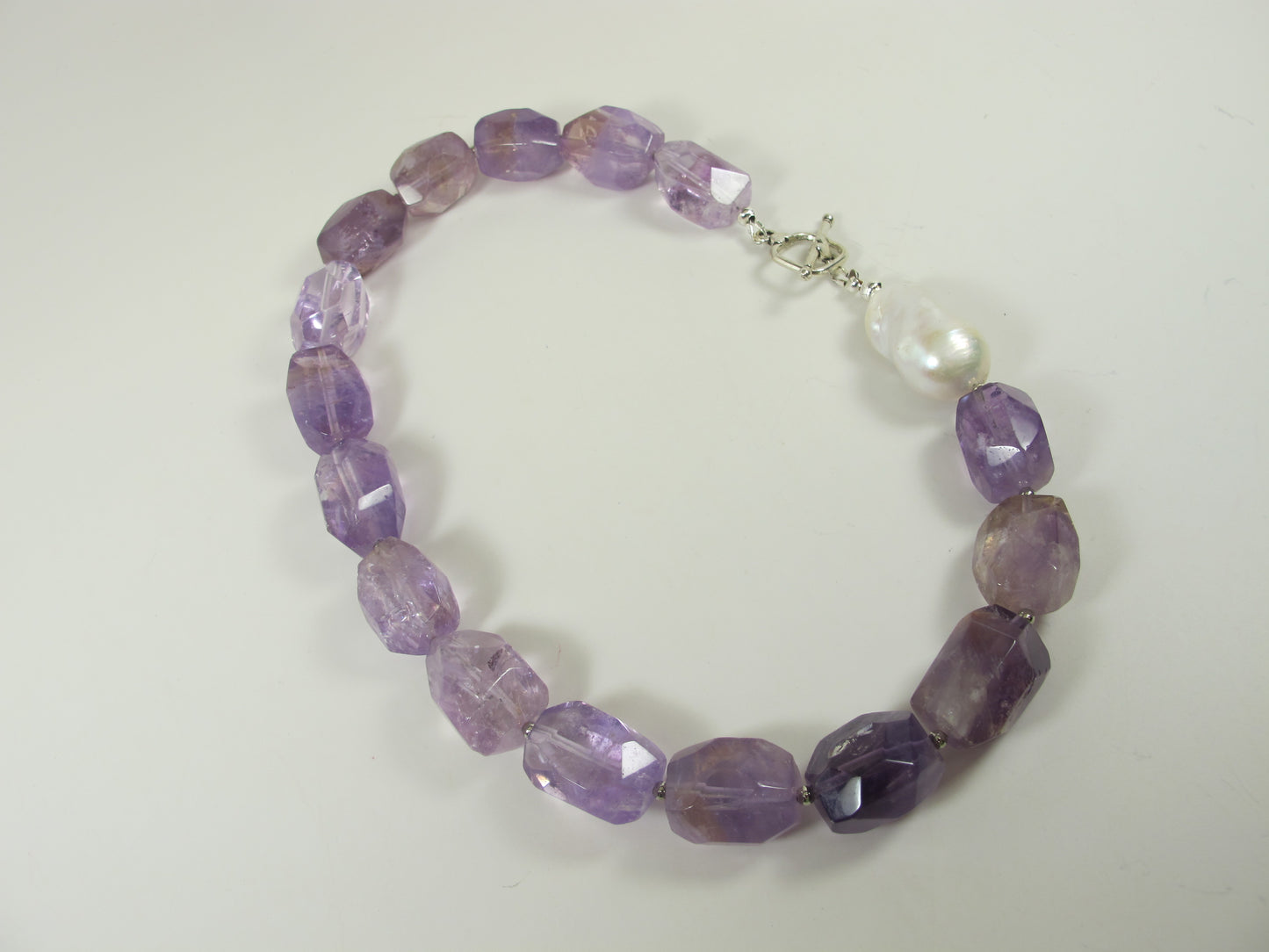 Purple amethyst and white pearl statement necklace, single strand statement purple necklace, beaded necklace, , amethyst statement jewelry
