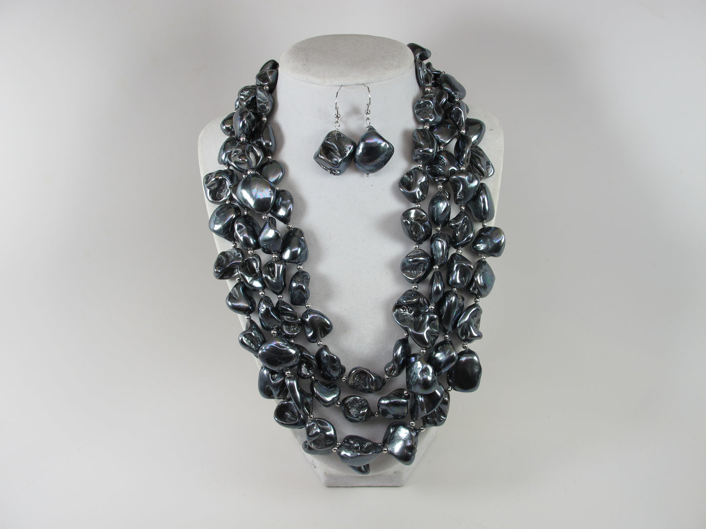 Shell black baroque pearl necklace, statement black mother of pearl necklace, chunky black baroque pearl jewelry, multistrand pearl