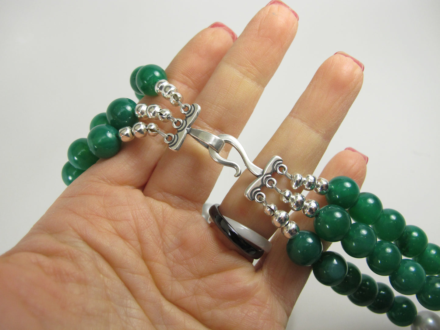 Chunky Green Agate Necklace, Green Necklace, Green Beaded Necklace, Multi Strand Green Statement Necklace Green agate and gray pearl jewelry