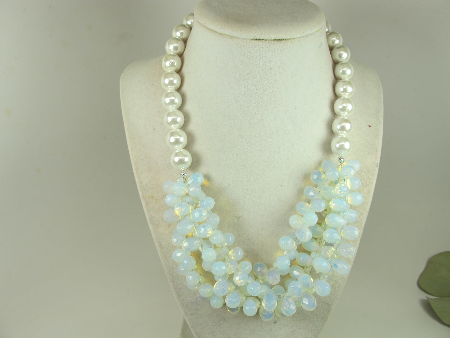 Chunky shell pearls and opalite necklace, white opal and white pearl necklace, statement white pearl opal necklace, baroque Pearl Necklace